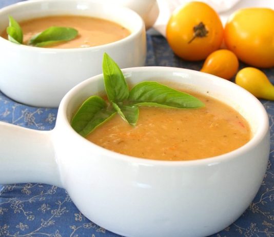 Roasted Golden Tomato Soup – Low Carb and Gluten-Free