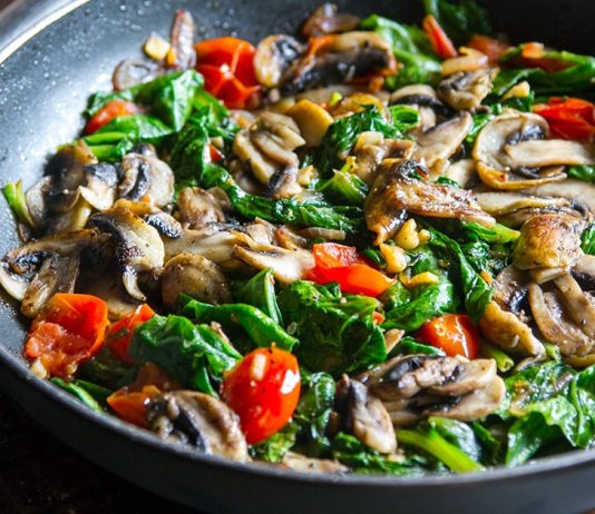 Spinach Mushroom & Tomato Fry Up (Paleo, GF, Whole30)