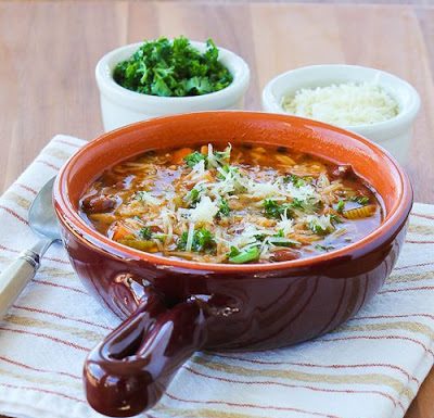 Slow Cooker Pasta e Fagioli Soup