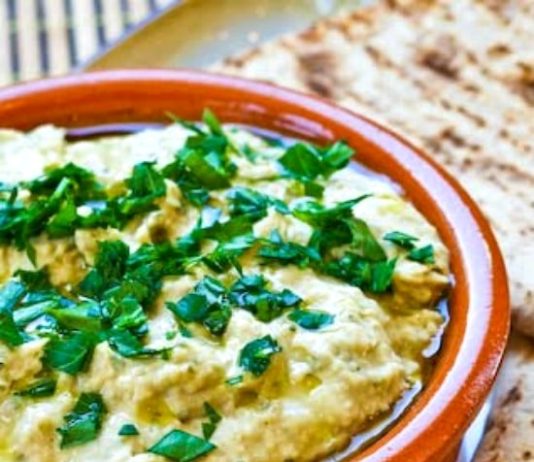 Julia Child’s White Bean Hummus