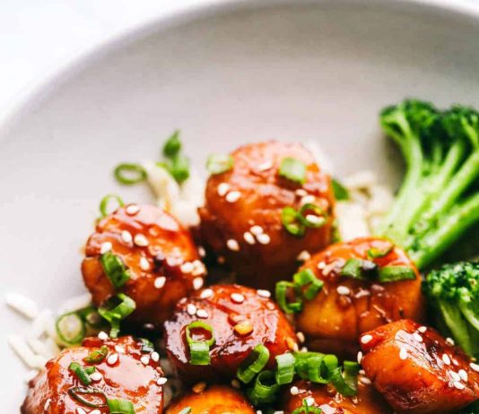 Honey Garlic Butter Scallops