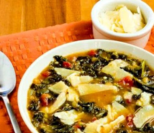 Slow Cooker White Bean and Kale Soup