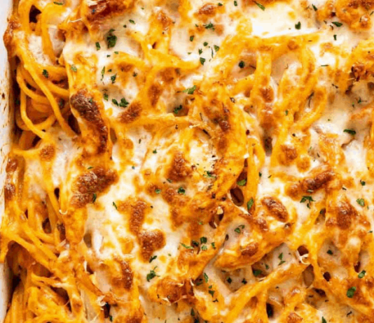 Chicken Spaghetti Baked Recipe | The Recipe Critic