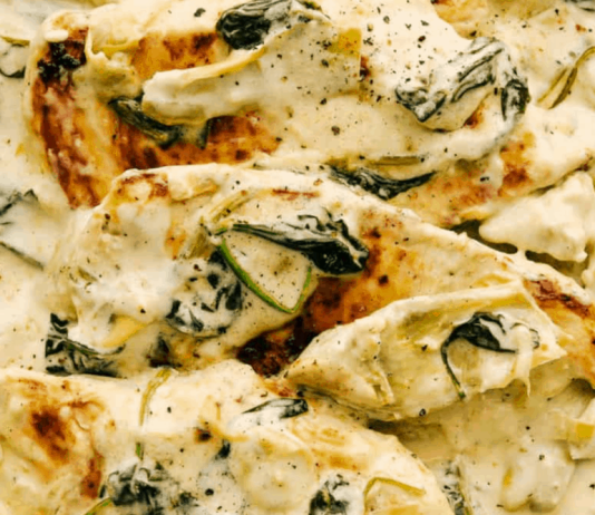Creamy Spinach Artichoke Chicken | The Recipe Critic