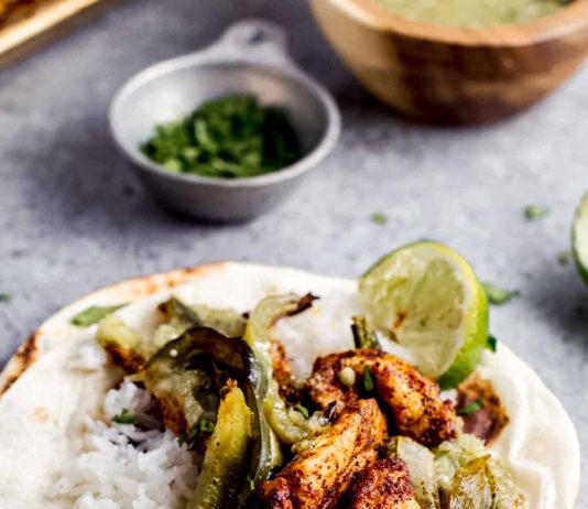 Sheet Pan Salsa Verde Chicken Fajitas