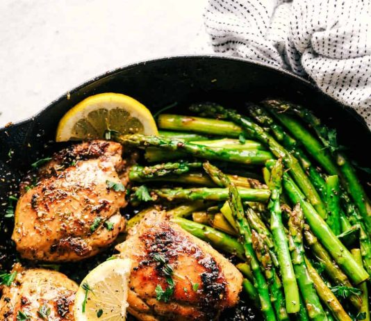 Lemon Garlic Butter Herb Chicken with Asparagus