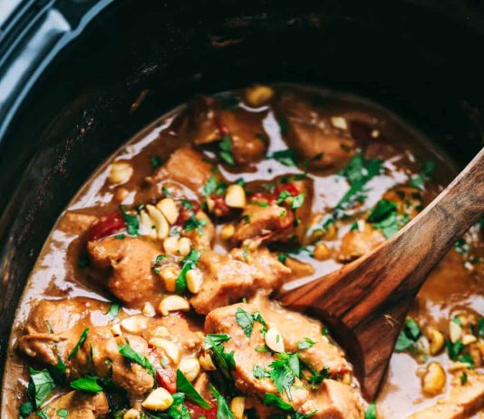 Slow Cooker Thai Peanut Chicken
